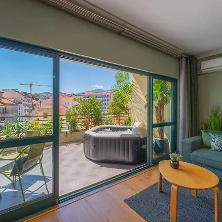 Super Anadia - Olive * Funchal (Madeira)