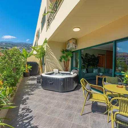 Super Anadia - Olive Funchal (Madeira)